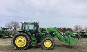 Tracteur agricole industriel John-Deere 5030 4x4 70 CV à transmission par engrenages avec pompe moteur et boîte de vitesses - Product Image 3