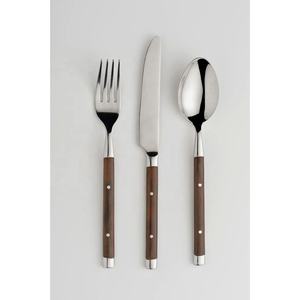 Ensemble de couverts de haute qualité en acier inoxydable plaqué or de designer, articles de cuisine de luxe avec manche en résine verte, couverts en provenance du Portugal - Product Image 4