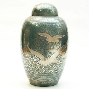 GLAMOROUS ! Timeless elegance of metal <b>memorials</b> ensures that they never go out of style amazing cremation urns - Product Image 3