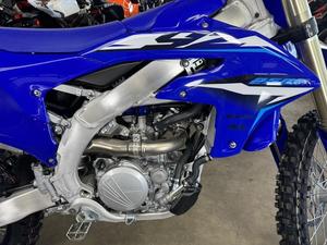 Moto YZ250F Team Blue 2026 - Product Image 3