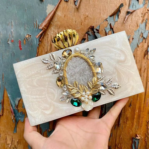 Pochette de soirée Sac à main en résine Design unique Nouveau sac à main multicolore en résine pour femmes disponible au meilleur prix - Product Image 1