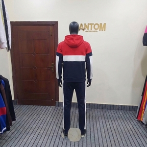 Trajes Deportivos con Capucha Unisex al por Mayor para Invierno, con Bolsillos Laterales, Ropa Deportiva de Poliéster, Traje Deportivo Personalizado Fabricado por Antom Enterprises - Product Image 3