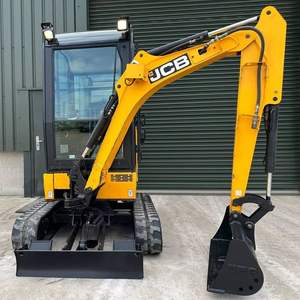 Mini-excavatrice JCB 19C-1 d'occasion de haute qualité, modèle 2023 |   Excavatrice compacte de 3,5 tonnes avec moteur, boîte de vitesses et pompe KOOP - Couple élevé - Product Image 1