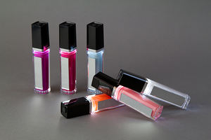 <b>Lip</b> <b>Gloss</b> - Product Image 5