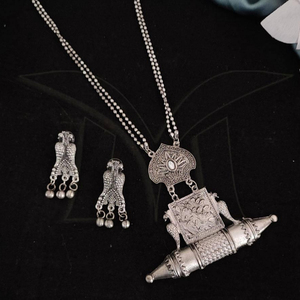 Bijoux indiens oxydés de Style fantaisie, argent poli de styliste, porter de beaux bijoux de mode, ensemble de collier de Figure de fête - Product Image 1