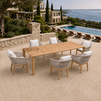 Ensemble de salle à manger extérieure en teck pour hôtel-resort, résistant aux intempéries, avec fauteuils en corde tressée, mobilier de patio pour l'hôtellerie