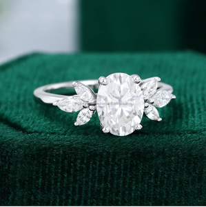 Anillo de diamante de moissanita de lujo para mujer, accesorio certificado IGI sólido de corte ovalado de eternidad completa para compromiso de boda o regalo - Product Image 5