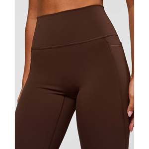 Leggings acampanados sin costuras Fusion para mujer, talla grande, con bolsillos, cintura alta, transpirables, de nailon y elastano, color chocolate caliente - Product Image 3