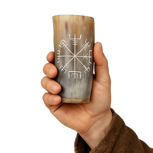 Corne à boire Viking artisanale de qualité en corne naturelle, 200-250 ml, 6 pouces, vintage, cadeau d'affaires, compatible lave-vaisselle, pour boissons froides - Product Image 1