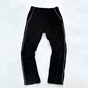 Conjunto Deportivo de Dos Piezas para Hombre, Otoño-Invierno 2025, con Logotipo Personalizado, Estilo Jogger, Terciopelo, Cordón Ajustable, Corte Regular, Transpirable, 100% Algodón, Peso Medio - Product Image 3