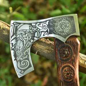 Hachas Vikingas de Acero con Alto Contenido de Carbono, Hechas a Mano, de Primera Calidad, para Camping, Tomahawk, Grado OEM, Forjadas a Mano, con Funda de Cuero - Product Image 3