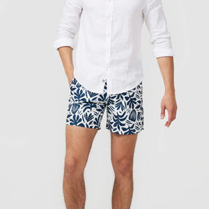 Shorts de bain décontractés pour hommes de haute qualité, logo personnalisé, shorts en maille de jogging pour la course à pied et la natation, style unique pour hommes, respirant - Product Image 2