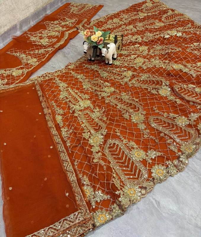 โกลเด้น