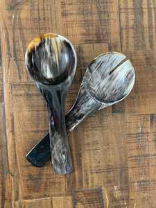 Cuchara de cuerno de perla de madre Ángel personalizada mango curvo ecológico duradero artesanía cubiertos polaco cuchara comedor único - Product Image 3