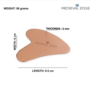 Outil de massage facial Gua Sha en cuivre de luxe Medieval Edge pour réduire les poches et les cernes, améliorer la circulation sanguine et favoriser le bien-être. - Product Image 6