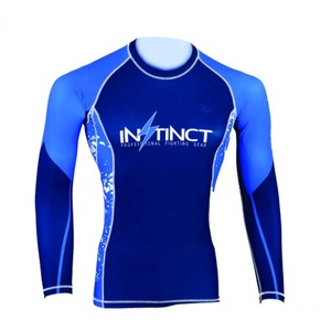 Rash Guard deportivo personalizado con logotipos y diseños personalizados - Product Image 3