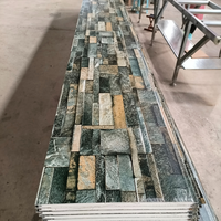 Nouveauté Panneaux sandwich en polyuréthane isolés décoratifs en métal Faciles à installer pour les systèmes de murs extérieurs