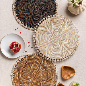 Set de table en rotin coquillage, nouveau design, fabriqué au Vietnam. Options OEM/ODM, prix d'usine, choix populaire de vaisselle. - Product Image 5