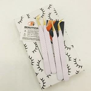 Pinzas profesionales de Extensión de pestañas de acero inoxidable con agarre de diamante de alta calidad, fibra puntiaguda de oro blanco sostenible al por mayor - Product Image 3