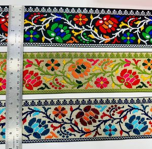 Lujoso encaje Jacquard para ropa formal nupcial y aplicaciones textiles para el hogar Tejido detallado suave y decorativo para bolsos de zapatos - Product Image 1