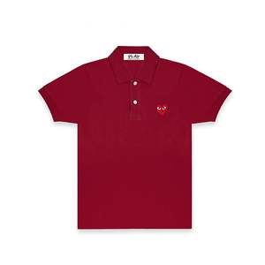 เสื้อผู้ชายลายหัวใจใหญ่ ผ้าฝ้าย 100% ป้องกันการเป็นขุย สีแดงเบอร์กันดี ปักลาย ผ้าปิเก้ ไซส์ S-XL แขนสั้น - Product Image 1