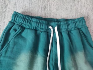 Shorts pour hommes en polyester/coton, taille élastique, délavage acide, longueur genou, motif personnalisé style streetwear, respirant et écologique - Product Image 6