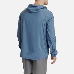 Chaqueta Cortavientos Deportiva Personalizada con Logotipo para Hombre, 100% Poliéster, Ligera y Transpirable, Color Sólido para la Temporada de Otoño - Product Image 3