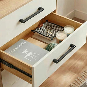 Poignée de meuble en alliage de zinc moleté, design traditionnel en forme de barre – Durable, éco-responsable, installation facile pour atelier, cuisine, salle à manger - Product Image 5