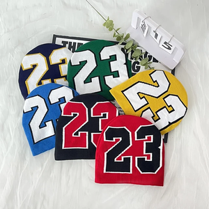 Chapeau béret pour enfants en jacquard mohair 100% acrylique de haute qualité, vente en gros personnalisée, tricot d'hiver, motif ajustable, streetwear - Product Image 1