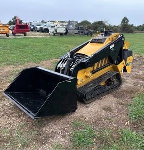 Mini-chargeuse compacte sur chenilles Vermeer CTX100 2023 avec moteur Kohler 40 CV et pompe de boîte de vitesses pour chargeuse compacte, garantie 4 ans, haute efficacité - Product Image 1