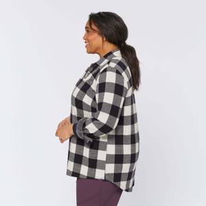 เสื้อเชิ้ตผ้าสักหลาดสำหรับผู้หญิงขนาดใหญ่พิเศษสวมใส่สบายและมีสไตล์สำหรับสวมใส่ในชีวิตประจำวัน - Product Image 3