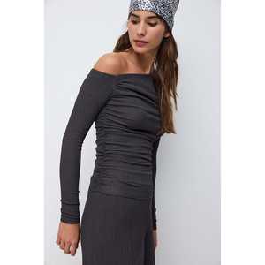 Blusa Asimétrica - Product Image 3