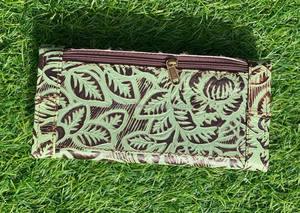 Haute qualité sculpté peau de vache fourrure cuir en relief impression femmes pochette Offre Spéciale en cuir véritable concepteur coque de téléphone portefeuilles en cuir - Product Image 5