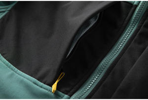 Chaqueta táctica Softshell personalizada para hombre, de poliéster impermeable de alta calidad, con cremallera cálida informal de invierno para acampar, servicio OEM - Product Image 5