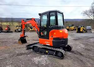 Excavatrice Kubota de 3 tonnes d'occasion / Mini-excavatrice sur chenilles à vendre - Product Image 6