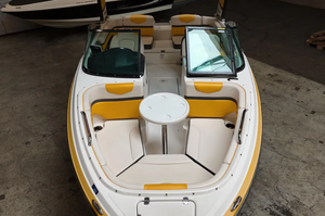 Chaparral-Vortex 203 VRX 6m 250cv Rotaxs 4-tech Inboards 6.10m JetBoat SportLeisure FamilyAdventure avec remorque, modèle 2016, d'occasion - Product Image 4