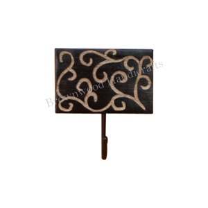 Crochet mural en bois de manguier noir antique et métal sculpté à la main crochets décoratifs pour chambre à coucher bas prix disponible - Product Image 3