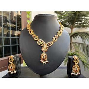 Conjunto de Joyería Fina, Estilo Indio Rajasthani Tradicional, Collar con Incrustaciones de Piedras Rosadas Jadau - Product Image 1