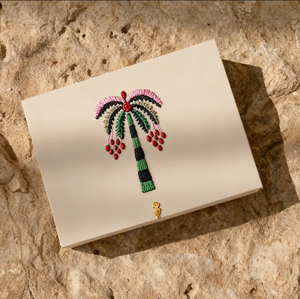 Cajas de Embalaje de Madera Maciza Premium Ecológicas Pulimentadas Personalizadas con Cierre para Dulces de Chocolate y Fresa, Bordadas con Dátiles y Palmeras - Product Image 4