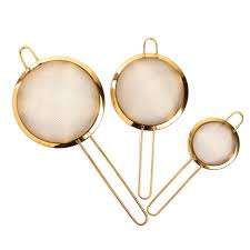 Colador de té de metal tejido a mano con acabado dorado, colador de té suelto para uso en la cocina casera al por mayor de fábrica - Product Image 3