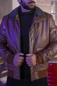 แจ็คเก็ตหนังแท้คุณภาพสูงสำหรับผู้ชาย แฟชั่นทันสมัย สไตล์ไบค์เกอร์ รับผลิตแบบ OEM วินเทจ ปักโลโก้ได้ คอปกขนสัตว์  รับสั่งทำตามแบบ ขายส่งสำหรับผู้ชาย - Product Image 2