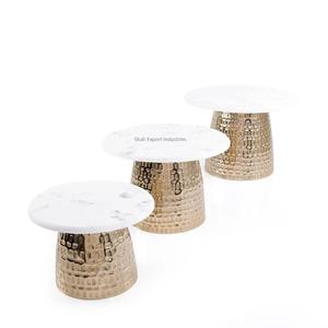 Lot de 3 supports en marbre blanc avec base martelée en métal doré Cascades pour Ramadan Eid Décoratif Dates & Sweet Stand - Product Image 4