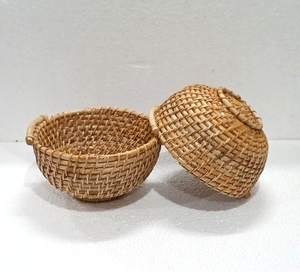 Ensemble de 2 bols à fruits élégants en rotin brun rond pour ustensiles de cuisine et cadeaux de fête de Noël - Product Image 5