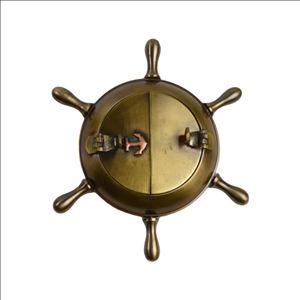 Cendrier à cigarettes avec ancre nautique chef-d 'œuvre élégant et décoratif pour améliorer tout dîner de fête d'événement saisonnier ou de vacances - Product Image 2