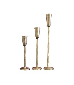 Candelabros de metal dorado de estilo antiguo con detalles barrocos ideales para diseños de interiores góticos o de temática Victoriana - Product Image 4