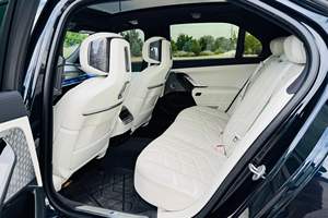 SUPER PROPRE 2023 B-M-W 760I XDRIVE PRÊT À ÊTRE EXPÉDIÉ - Product Image 6