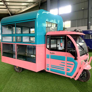 Piaggio Ape Électrique Fermé pour le Transport de Passagers et la Vente de Nourriture - Product Image 2