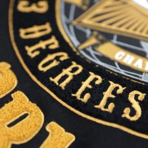 Chaqueta Universitaria de Lana Mason Negra para Hombre, Poliéster Impermeable con Capucha, Invierno, Logotipo Bordado en la Parte Delantera, Trasera y en las Mangas, Estilo Universitario Griego - Product Image 6