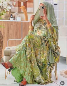 Vestido Dirac Somalí con Cuentas Hecho a Medida en India para Bodas y Ocasiones Especiales Disponible a un Precio Accesible - Product Image 5