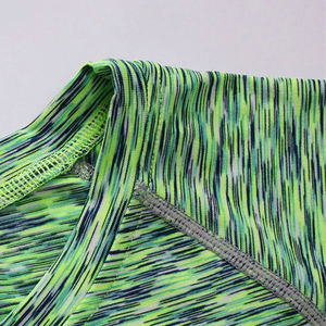 Diseño personalizado de alta calidad sublimado al por mayor Fitness Set manga larga Unisex Rash Guard - Product Image 4